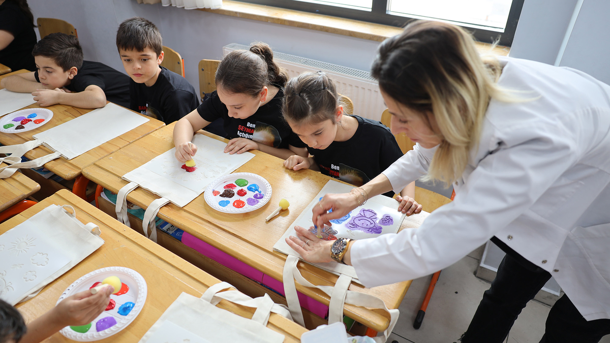 Büyükşehir’den 23 Nisan’da miniklere sanat dolu etkinlik