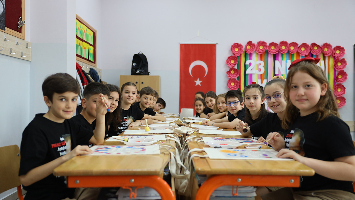 Büyükşehir’den 23 Nisan’da miniklere sanat dolu etkinlik