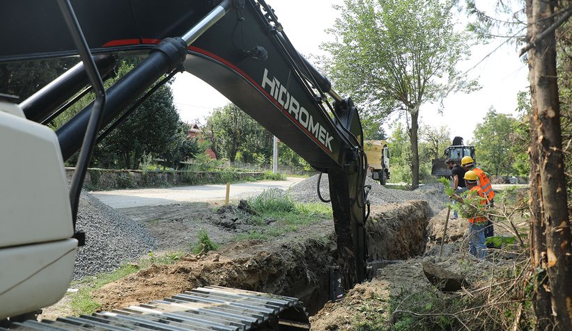 Büyükşehirden 4 bin 850 metrelik kanalizasyon hattı