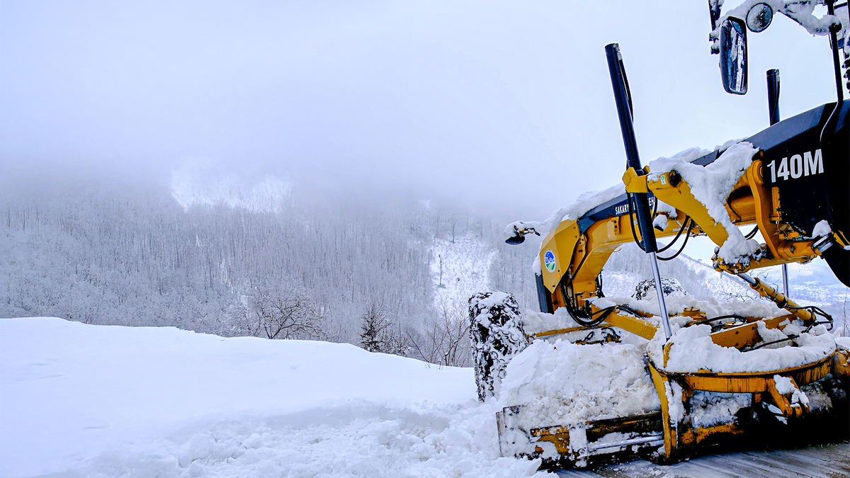 Büyükşehir’den 5 ilçede kar mesaisi