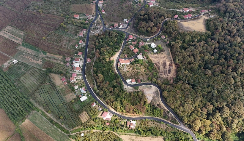 buyuksehirden-akyazi-da-3-mahalle-de-asfalt-calismasiderxoeh0d0