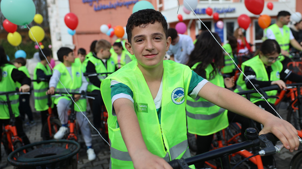 Büyükşehir’den anlamlı şenlik