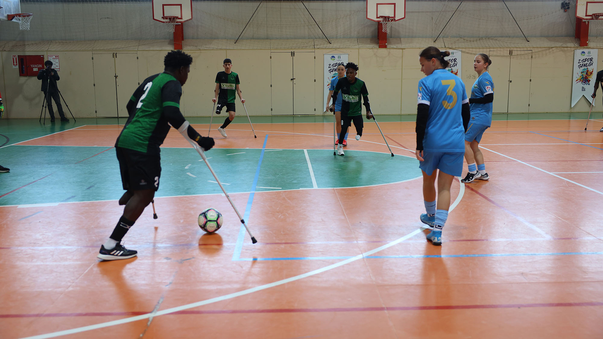 Büyükşehir’den anlamlı şenlik