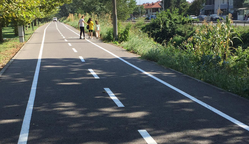 buyuksehirden-bisiklet-yollarinda-boyama-calismasiewn0zkhrdj