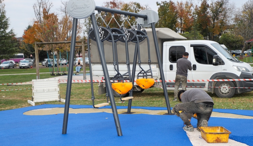 Büyükşehirden çocuklar için uçak park