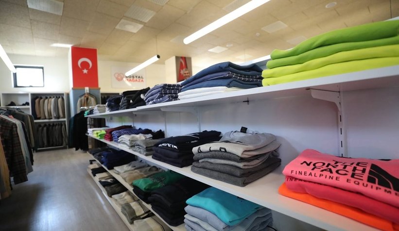Büyükşehirden ihtiyaç sahipleri için mağaza