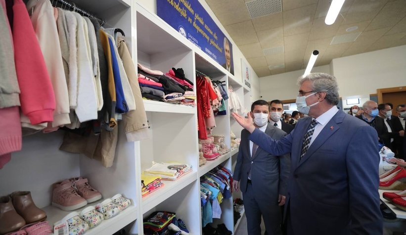 Büyükşehirden ihtiyaç sahipleri için mağaza