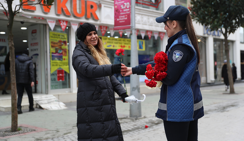 Büyükşehir’den Kadınlar Günü’nü unutmadı