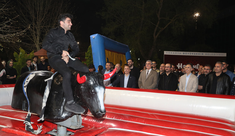 Büyükşehirden kampüste bisiklet şovu