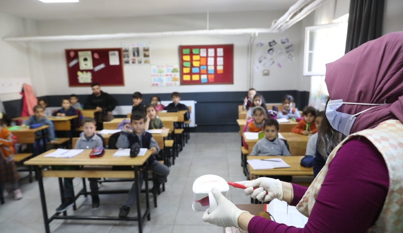 Büyükşehir’den okullarda diş sağlığı taraması