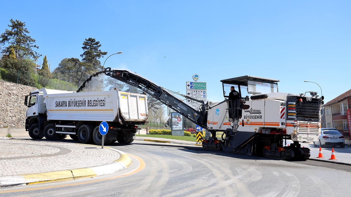 Büyükşehir’den önemli güzergahlarda iyileştirme çalışması