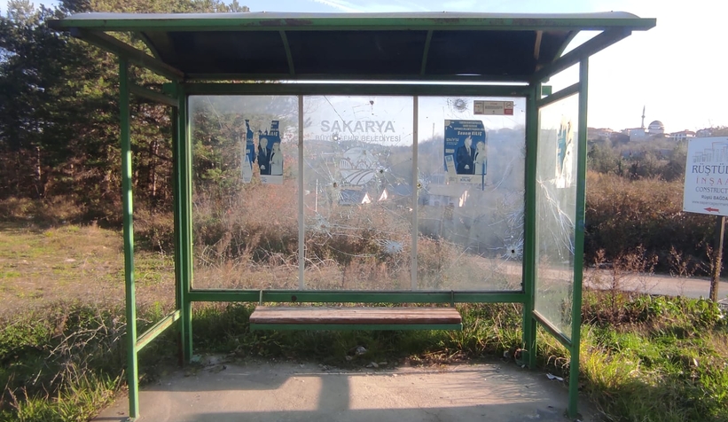 Büyükşehir’den yolcu duraklarına zarar veren kişiler için açıklama