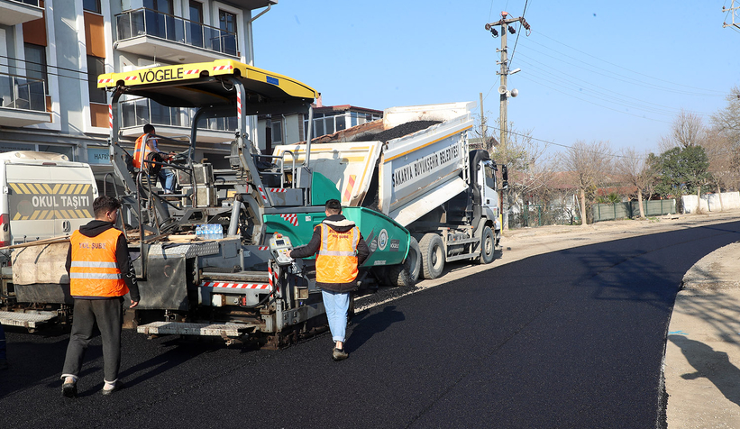 Büyükşehirin asfalt atağı sürüyor