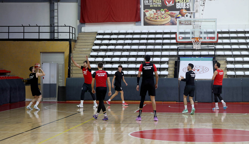 Büyükşehir’in dev adamları parkeye iniyor