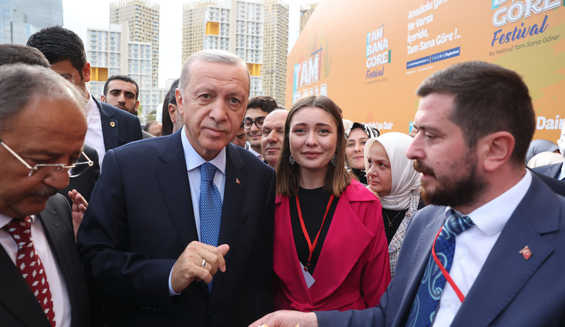 Büyükşehir’in gençlik projesine ödül