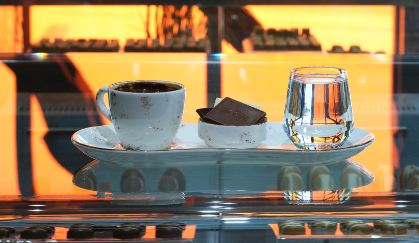 Büyükşehirin markası Nehir Çikolatası vitrinlerde satışta