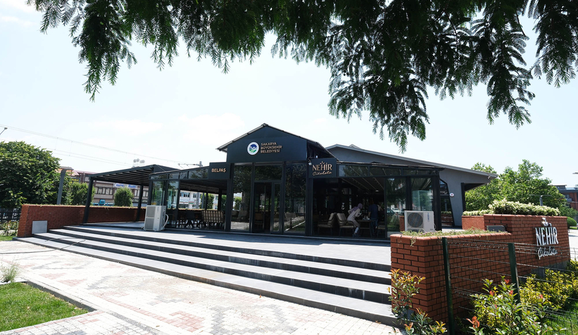 Büyükşehirin markası Nehir Çikolatası vitrinlerde satışta