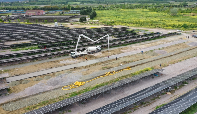 Büyükşehirin projesinde son paneller kuruluyor