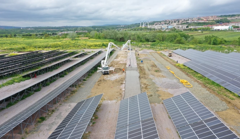 Büyükşehirin projesinde son paneller kuruluyor
