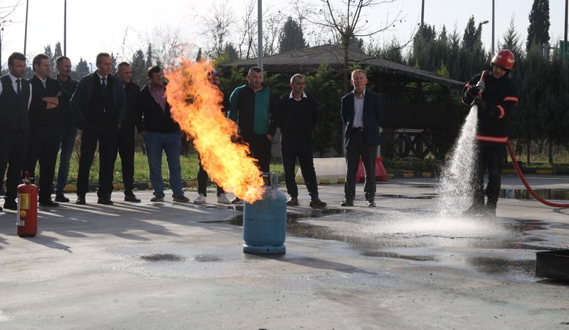 Büyükşehir’in şoförleri ateş karşısında eğitim gördü