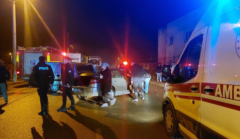 caddede-feci-kaza-3-yaralisjnor0jbuk