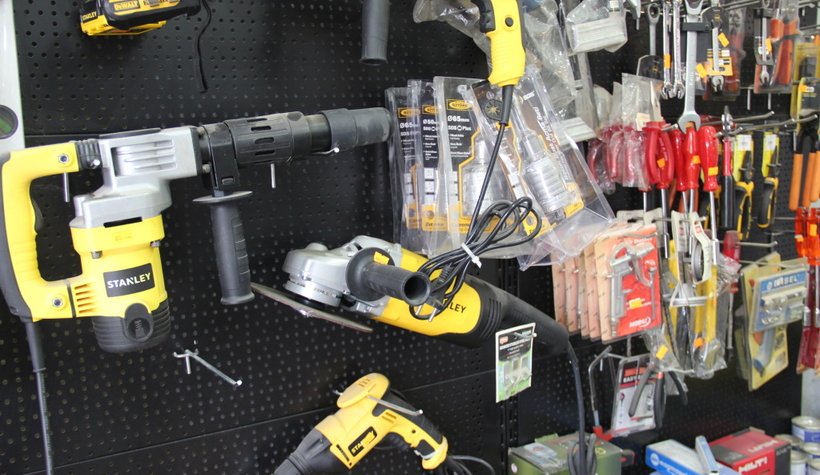 Cadence Boyalar Çetinler İnşaat Malzemelerinde