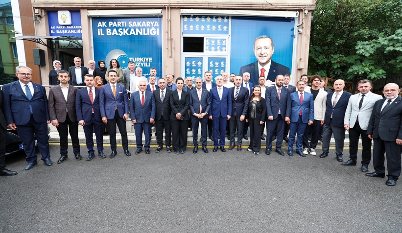 calisma-ve-sosyal-guvenlik-bakani-sakarya-ya-geldiv2hxy0djnd