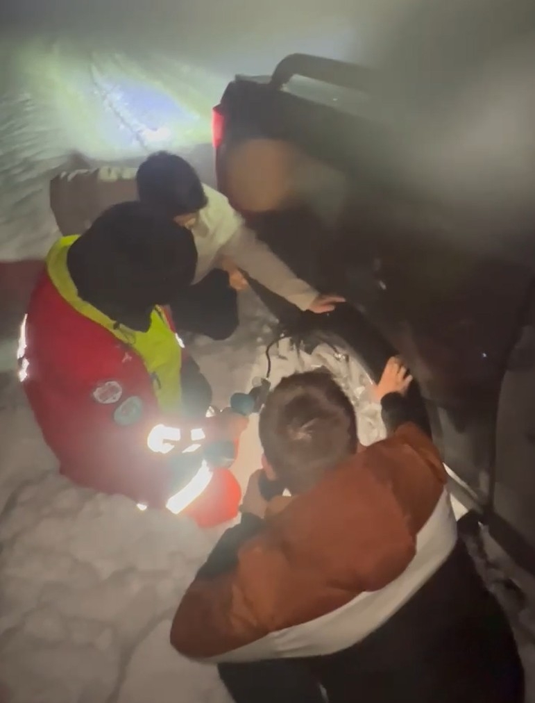 Çamdağı'nda mahsur kaldılar