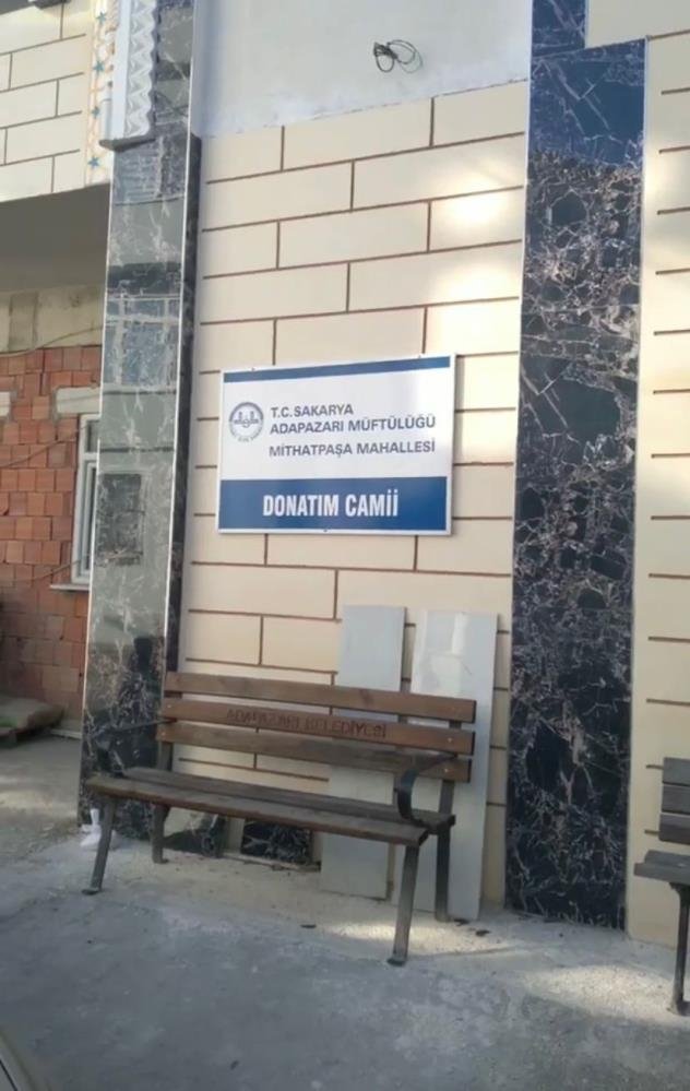 Cami hırsızı kaçamadı