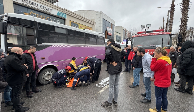 Can pazarı: Otobüsün altında kaldı