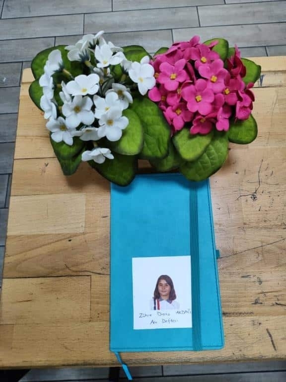 Cani sürücünün hayattan kopardığı Zühre'nin sırası boş kaldı