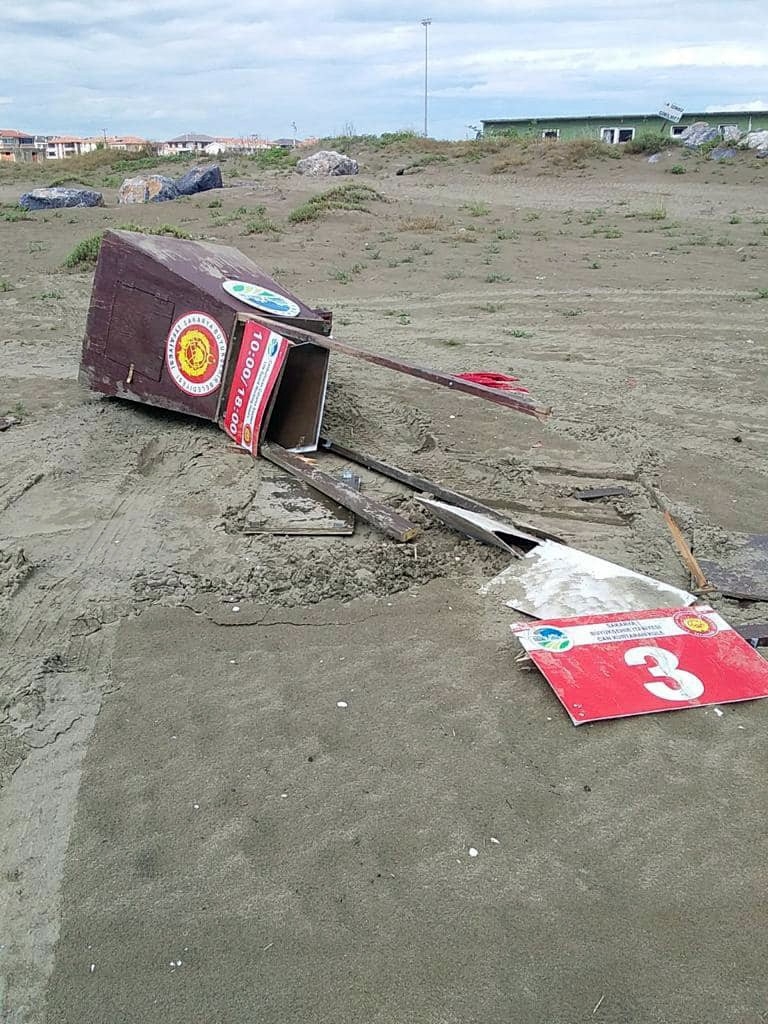 Cankurtaran kulesi tahrip edildi, bölge halkı tepki gösterdi