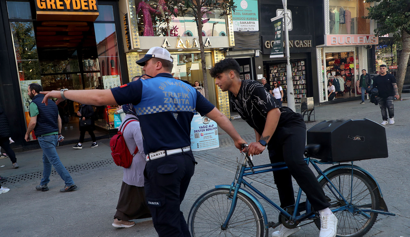 cark-caddesi-nde-bisiklet-ve-motosiklet-denetimiq3jdwjnsef