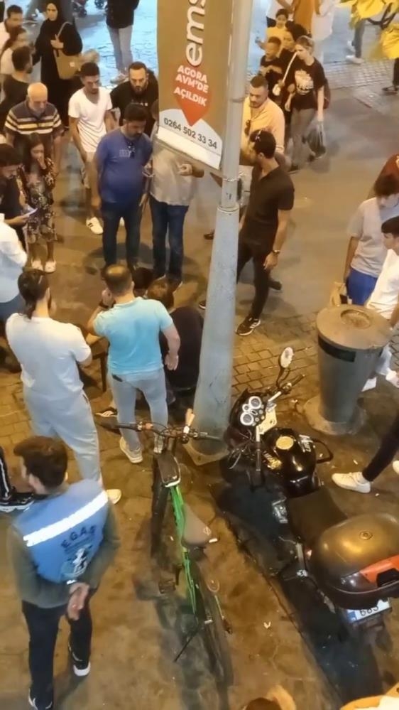 Çark Caddesinde bıçaklama