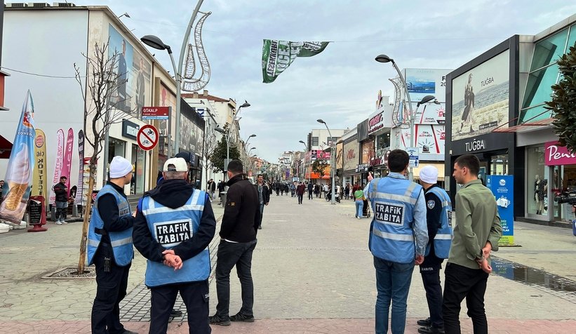 Çark Caddesi’nde denetimler başladı