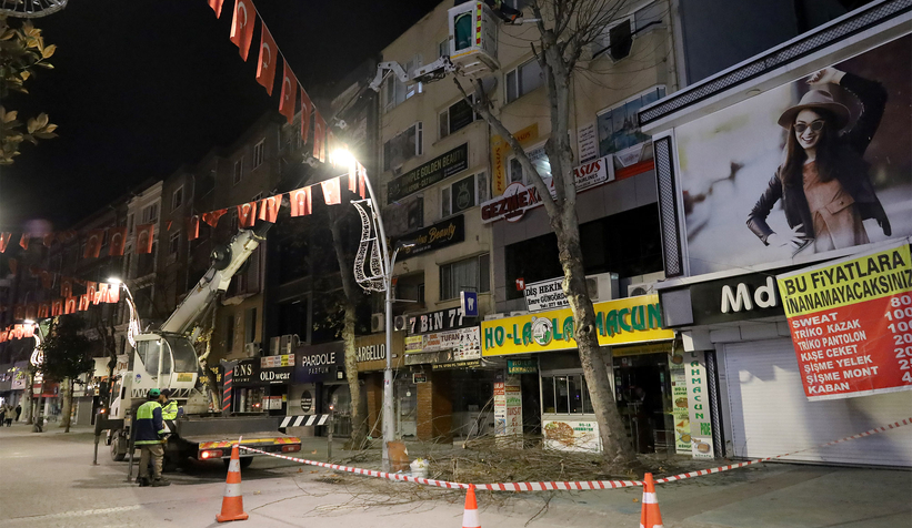 cark-caddesinde-gece-mesaisivvfls1r3qk