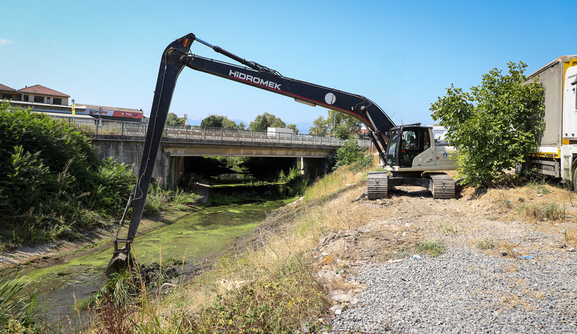 Çark Deresi'nde temizlik
