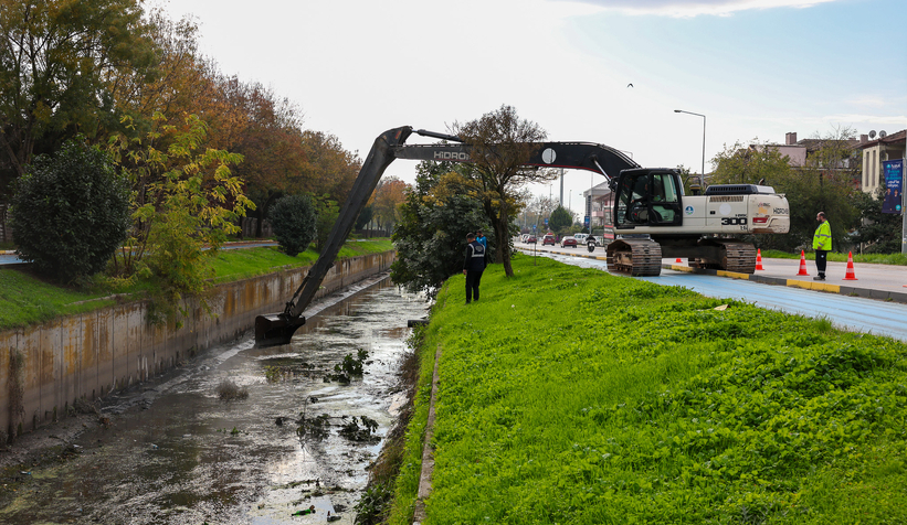Çark Deresi temizlendi