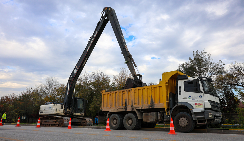 Çark Deresi temizlendi