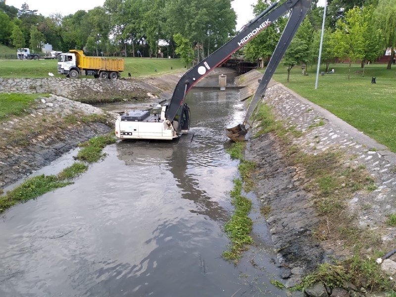 Çark Deresi temizlendi
