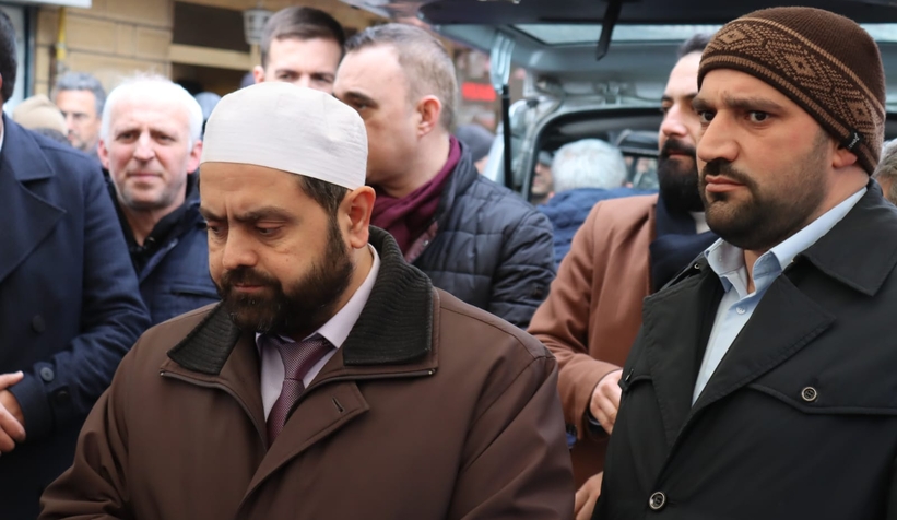 Çark'ta 500 Kur'an-ı Kerim dağıttılar