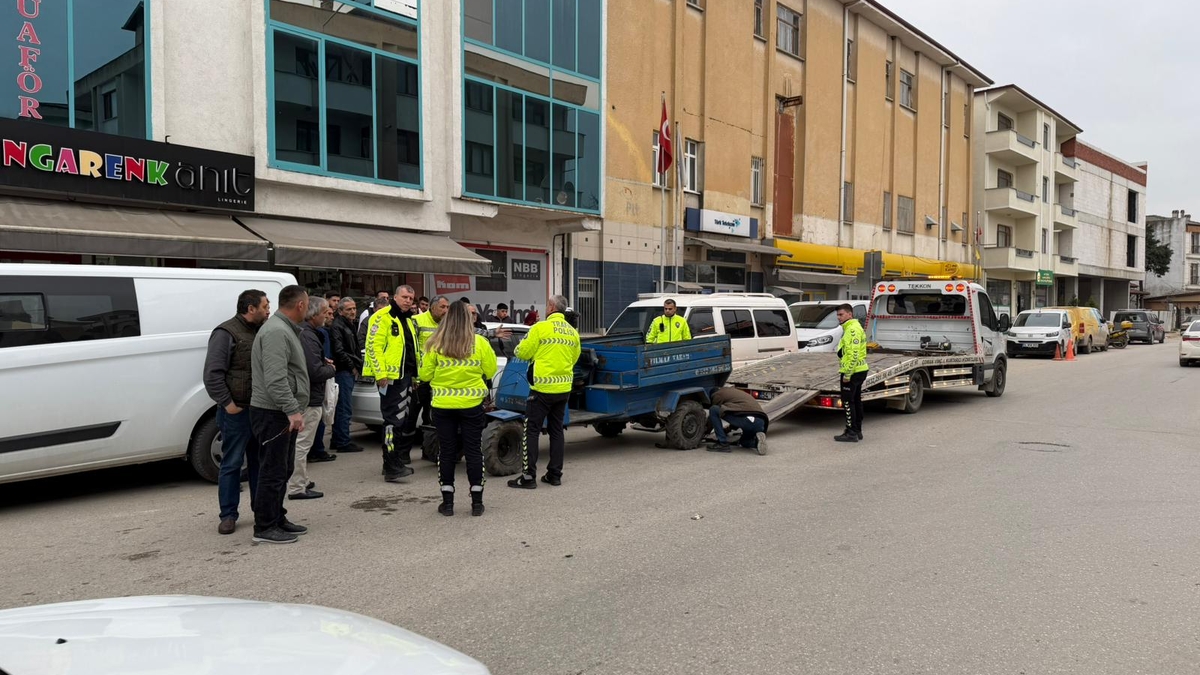 Çarşıda Bayram Yoğunluğu: Patpat Tartışması Ortalığı Karıştırdı