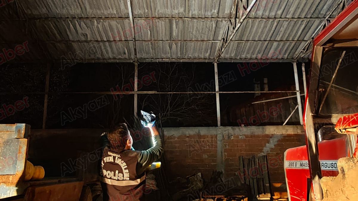 Çatıdan düşen yaşlı adam ağır yaralandı