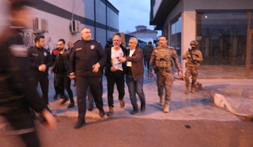 catiya-cikip-ates-acan-ihrac-polis-4-saat-sonra-teslim-olduamyrdudhss