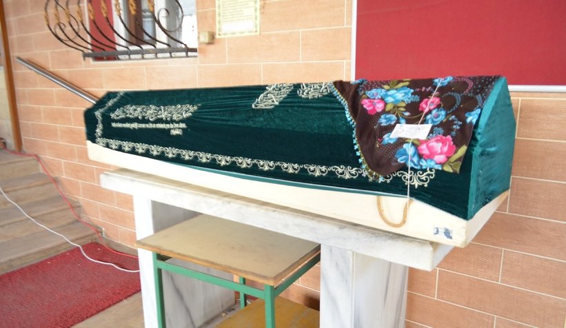 Cenazeler karışmıştı, ikinci kez toprağa verildi