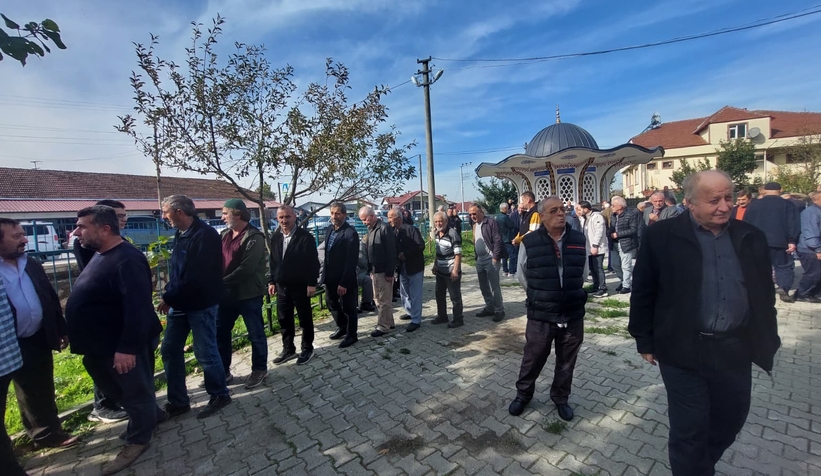 cesminaz-aydogdu-dualarla-defnedildiv3zzzta0cg