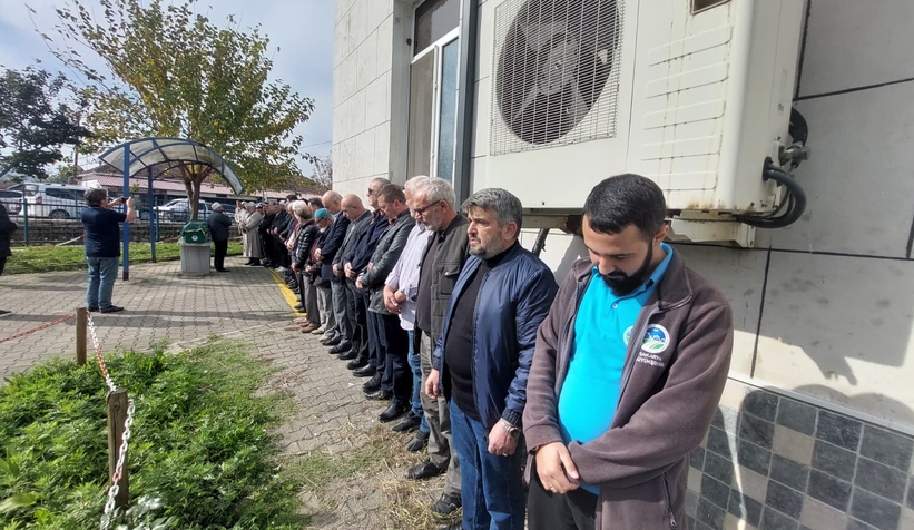 cesminaz-aydogdu-dualarla-defnedildiv3zzzta0cg