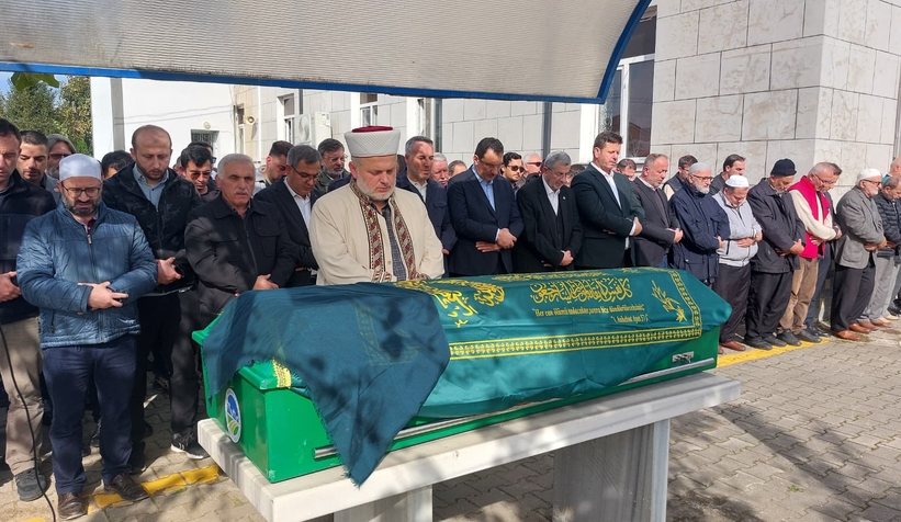 cesminaz-aydogdu-dualarla-defnedildiv3zzzta0cg