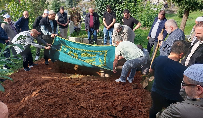 cesminaz-aydogdu-dualarla-defnedildiv3zzzta0cg