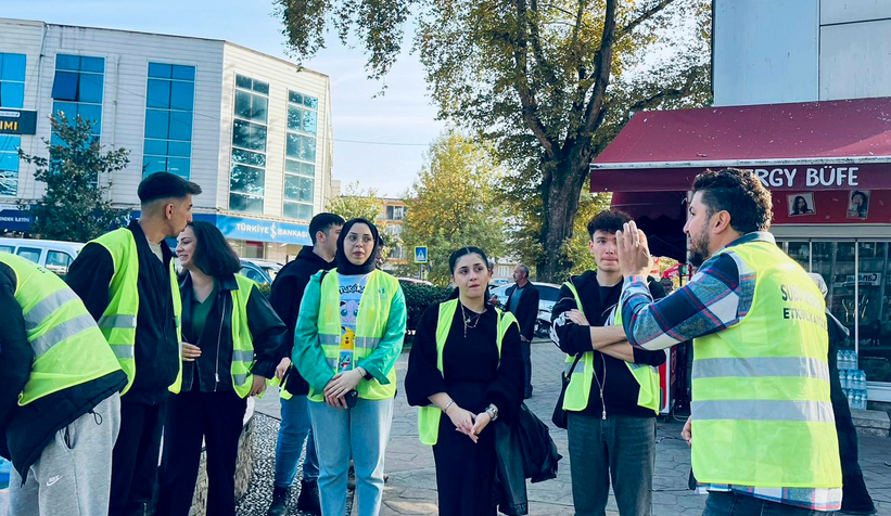 Çevre kirliliğine dikkat çektiler